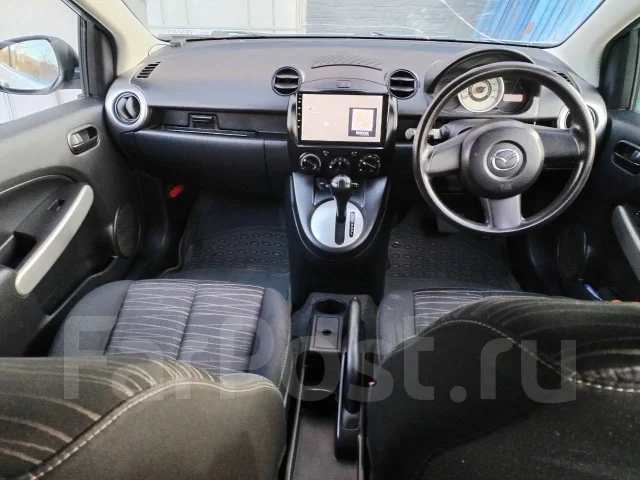 Mazda Demio. �������, ��������, 1.3 (90��.�.), ������, 275 500����. �� ����