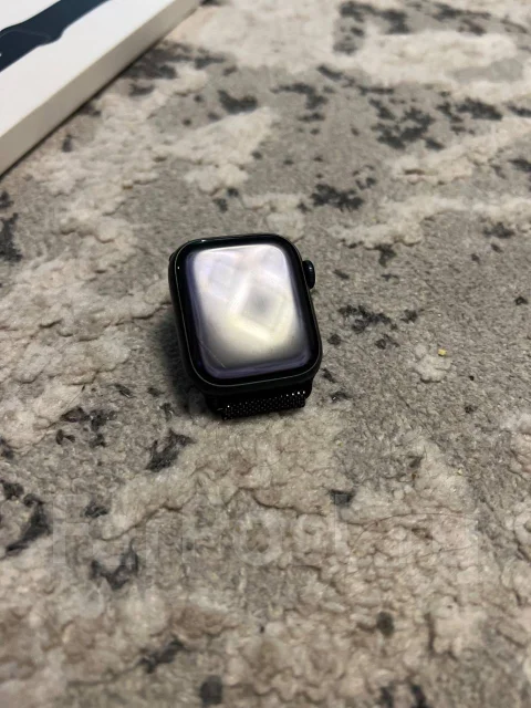 Apple Watch Series 8 ����