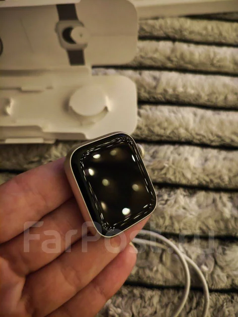Apple Watch SE. GPS, NFC ����