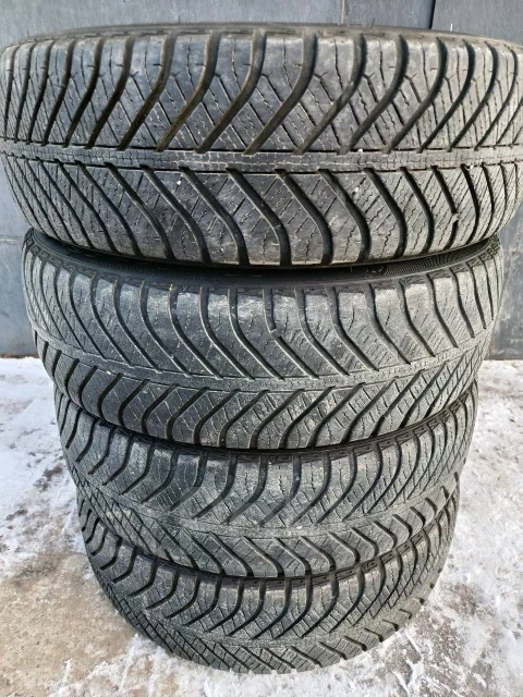Goodyear Vector 4Seasons. �����������, 2022 ���, �/�, ����� 10 % ����