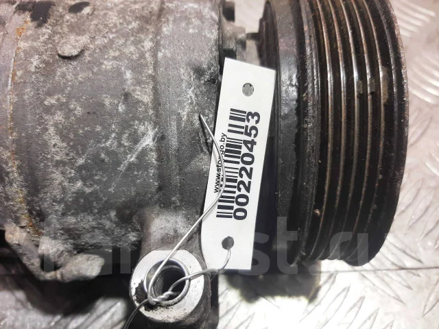 ���������� ������������ Audi A4 2012 8T0260805P ����
