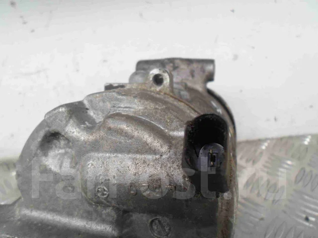 ���������� ������������ Audi A4 2011 8K0260805N ����