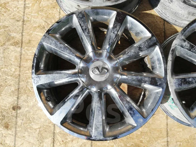 Infiniti