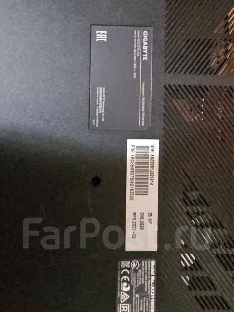 Gigabyte. 15.4", 144����, ��� 16 ��, ���� 512���, WiFi: 1, Bluetooth: 1, ����������� �� 10��. ����