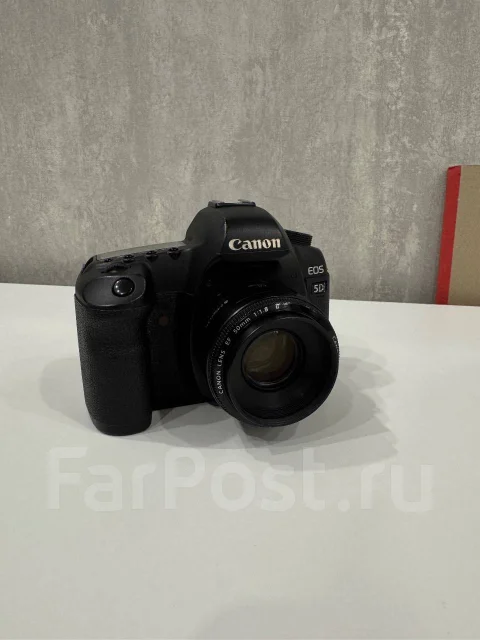 Canon EOS 5D Mark II Body ����