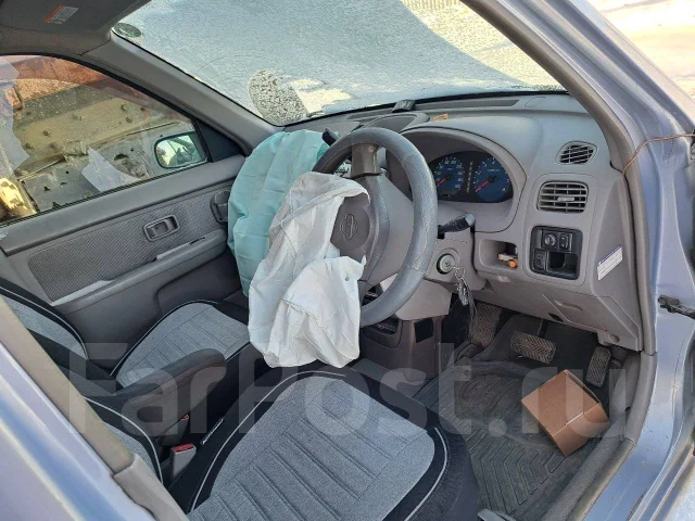 Nissan Cube. AZ10, CGA3 ����