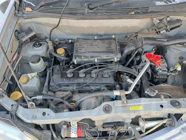 Nissan Cube. AZ10, CGA3 ����