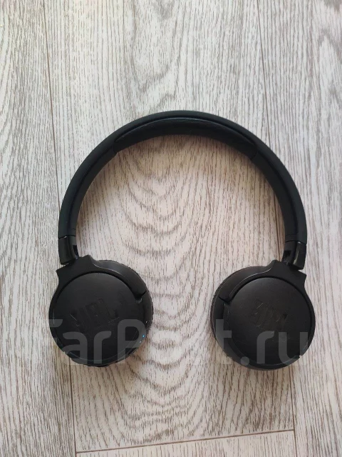 JBL Tune 660NC ����