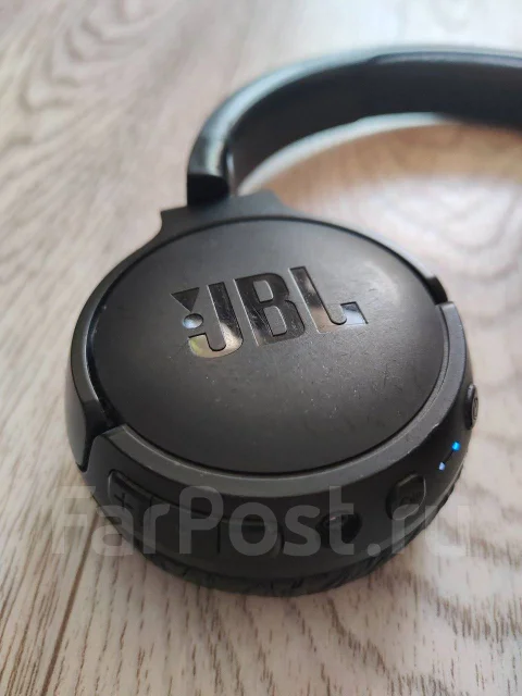JBL Tune 660NC ����