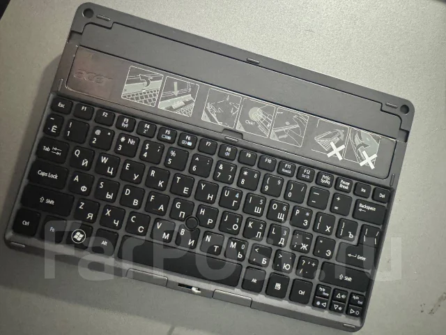 Acer Iconia Tab W510. 10.1", 1����, ��� 2048 ��, ���� 32���, WiFi: 1, Bluetooth: 1 ����