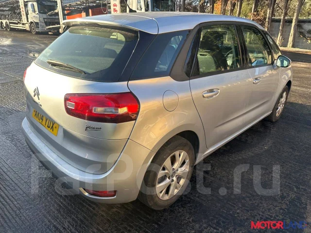 ��������� Citroen C4 Picasso 2013-2018 21175286 9674646180 ����