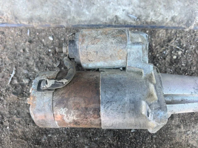 ������� Nissan 23300-4E210 ����