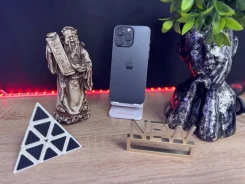 Apple iPhone 15 Pro Max. �/�, 256 ��. ��� ����� �� ������������ ����