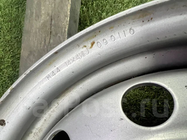 Japan Racing. 4.5x14", 5x114.3, �� 67,1���. ����