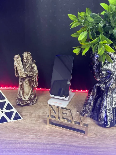 Apple iPhone 12. �/�, 64 ��. ��� ����� �� ������������ ����