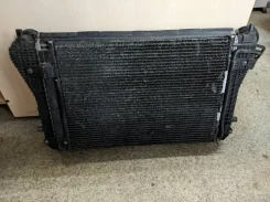 ������� ���������� Audi A3 8P CCZA 1K0121251L ����