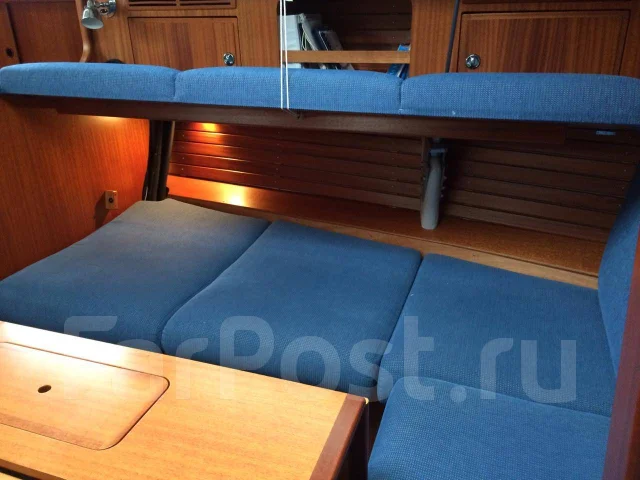 �������� ���� Hallberg-Rassy 372 (2010). ����� 11,35��., 2010 ���. ��� ����� �� �����-���������� ����