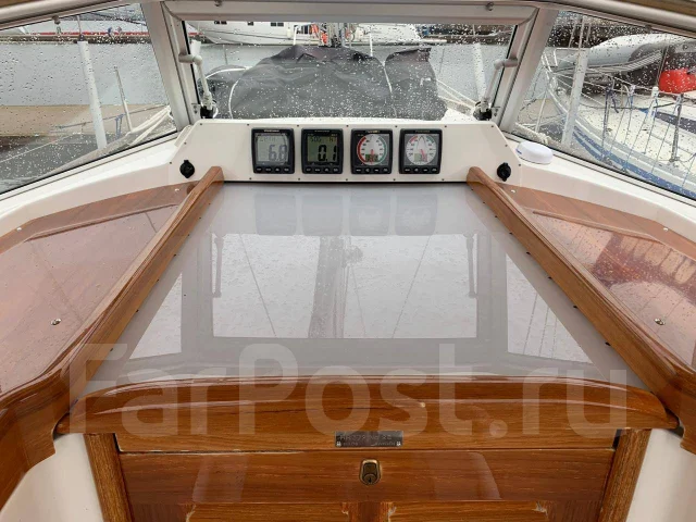 �������� ���� Hallberg-Rassy 372 (2010). ����� 11,35��., 2010 ���. ��� ����� �� �����-���������� ����
