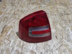 ������ ����� Skoda Octavia A5 ������������ Skoda 1Z5945111A 1Z5945111A ����