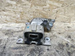 ������� ��������� ������ Renault Sandero 2 ���� Renault 112102235R 112102235R ����