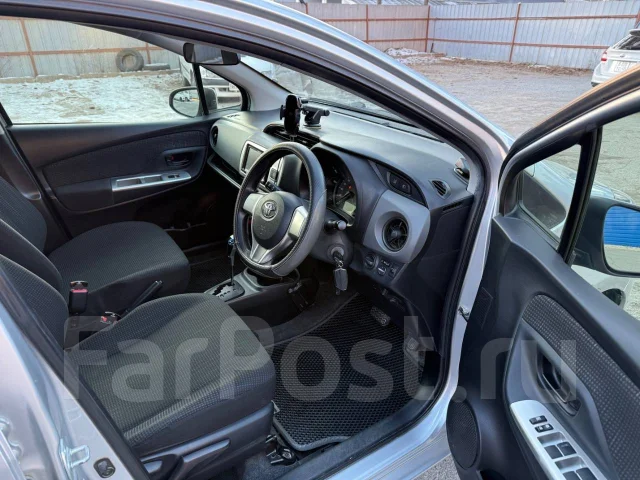 Toyota Vitz. �������, ��������, 1.0 (69��.�.), ������, 125����. �� ����