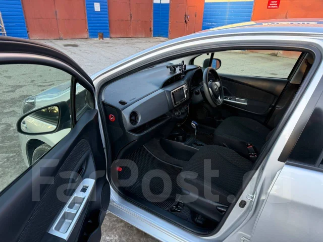 Toyota Vitz. �������, ��������, 1.0 (69��.�.), ������, 125����. �� ����