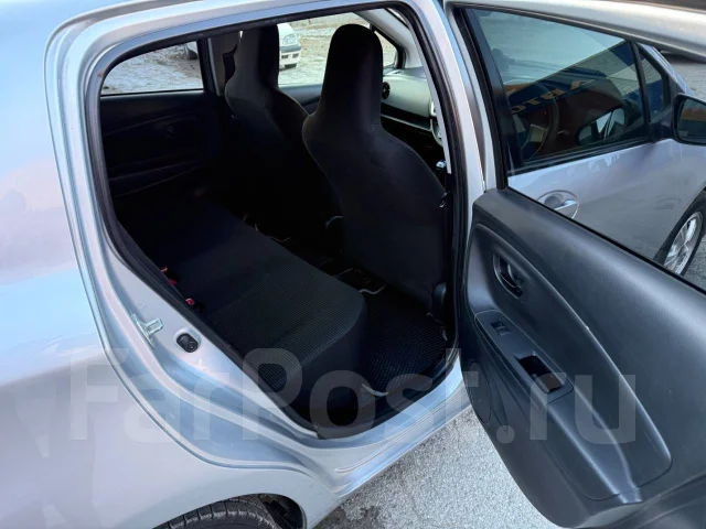 Toyota Vitz. �������, ��������, 1.0 (69��.�.), ������, 125����. �� ����