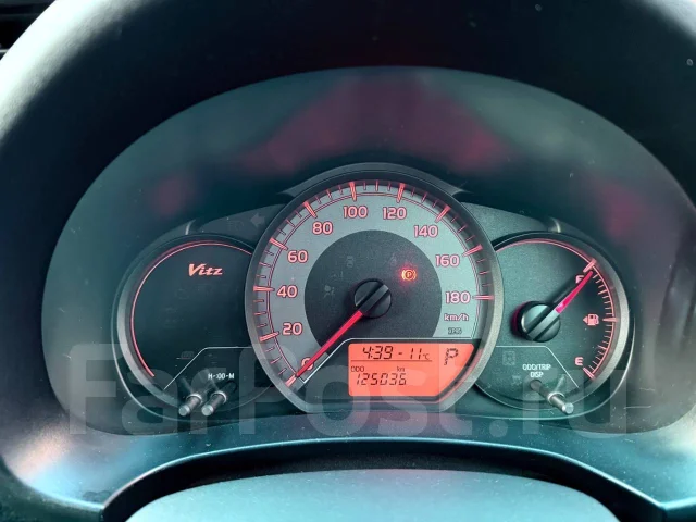 Toyota Vitz. �������, ��������, 1.0 (69��.�.), ������, 125����. �� ����