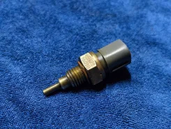 ������ ����������� Toyota Probox Succeed NCP50 NCP51 NCP52 NCP55 NCP58 89422-16010 ����