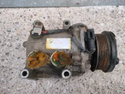 ���������� ������������ Ford Fiesta MK5 4588121 ����