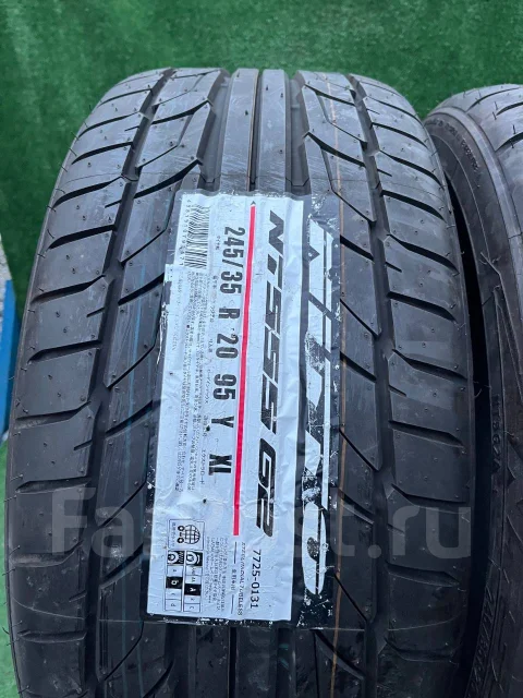 Nitto NT555, 245/35 R20, 20