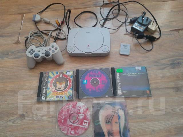 Sony PlayStation One ����