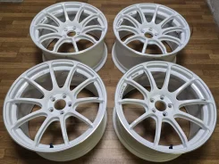 Advan Racing RSIII