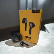 Realme ����