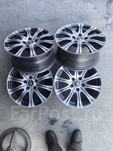 Maxion. 7.0x16", 5x114.3, ET38, �� 67���. ����
