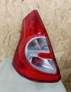 ������ ������ ����� Renault Sandero 1 2009-2014 8200734825 ����