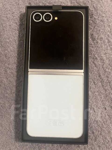 Samsung Galaxy Z Flip6. �/�, 256 ��, �����, 4G LTE ����