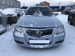 Nissan Almera ����