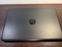 HP 15. 15.6", 2,6����, ��� 4 ��, ���� 512���, WiFi: 1, Bluetooth: 1, ����������� �� 10��. ����