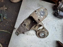 ��������� ����� ��������� A4B5 AUDI 4B0199351B 4B0199351B ����
