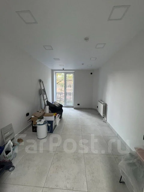 ������ ���������. 100.7��&sup2;, ����� ������ 42, �-� �����, 2/9 ���� ����