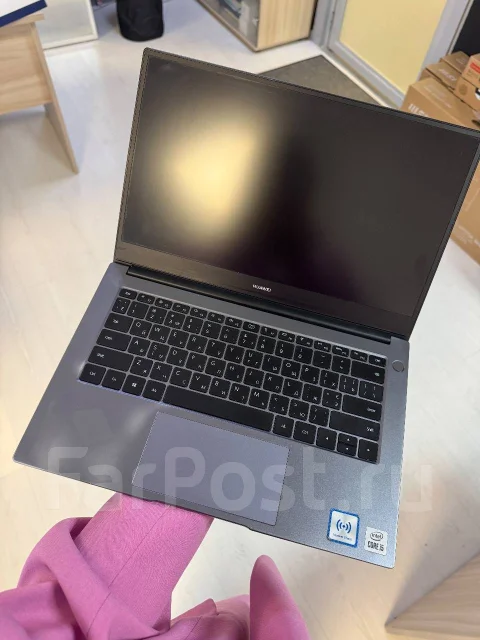 Huawei MateBook D 14. 14", ��� 16 ��, ���� 500���, WiFi: 1, Bluetooth: 1 ����