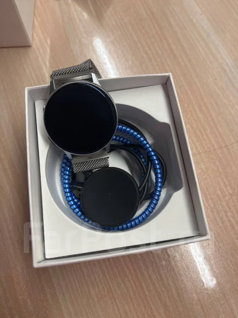 Samsung Galaxy Watch Active2 ����