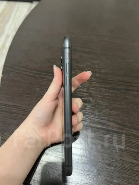 Apple iPhone 11. �/�, 128 ��, ������ ����