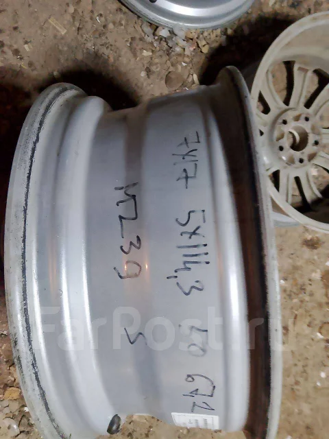Qualex. 7.0x17", 5x114.3, ET50, �� 67,2���. ����