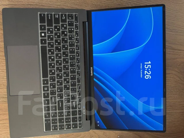 Echips Easy. 15.6", 2,7����, ��� 8 ��, ���� 256���, WiFi: 1, Bluetooth: 1, ����������� �� 6��. ����