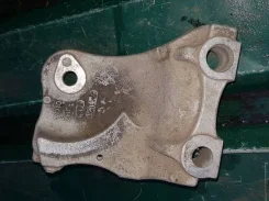 ��������� �������� ����� Honda 50820SWWE01 50820SWWE01 ����
