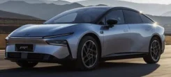 Xpeng P7+ ����� ������ ����� ����