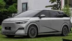 Xpeng X9 ����� ����