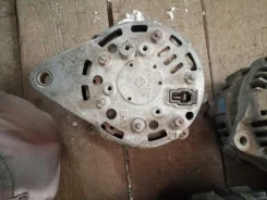 ������ ��������� Nissan Bluebird Sylphy 2310004M00 ����
